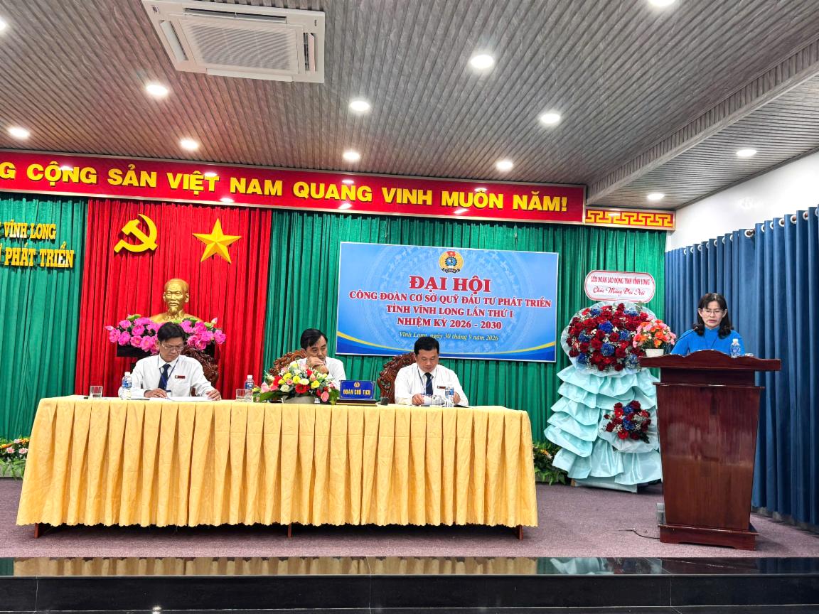 LÃNH ĐẠO CÔNG ĐOÀN TỈNH.jpg